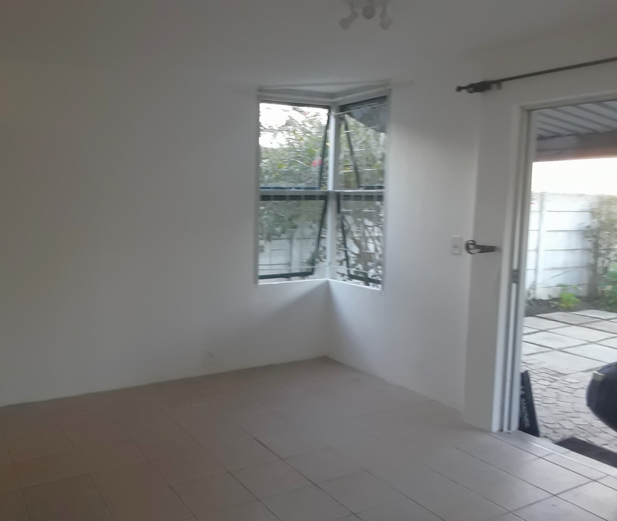 To Let 2 Bedroom Property for Rent in Onverwacht Western Cape